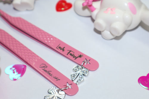 Pink Psalms Tweezer